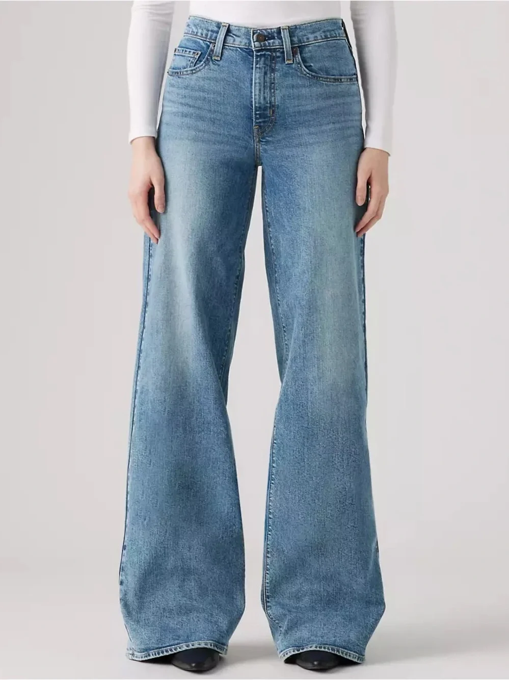 Levi’s 728 High Rise Wide Leg Jeans